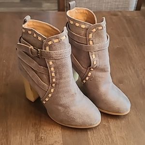 Venus Grey Strappy Boots